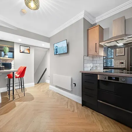 Rosemont דירה 3*