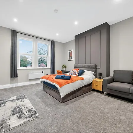 Rosemont Apartment 3*