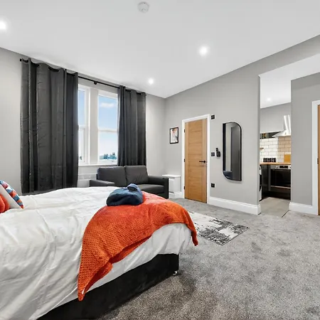 Rosemont Leeds (West Yorkshire)