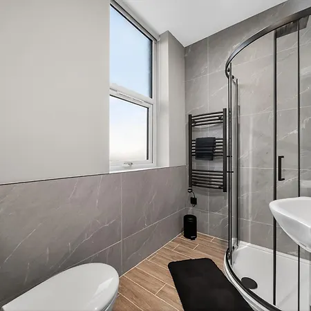 Rosemont 3* Leeds (West Yorkshire)