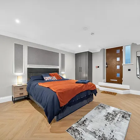 Rosemont Leeds (West Yorkshire)