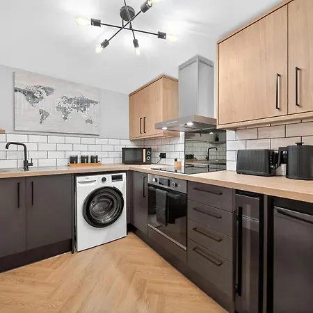 Rosemont Apartment 3*
