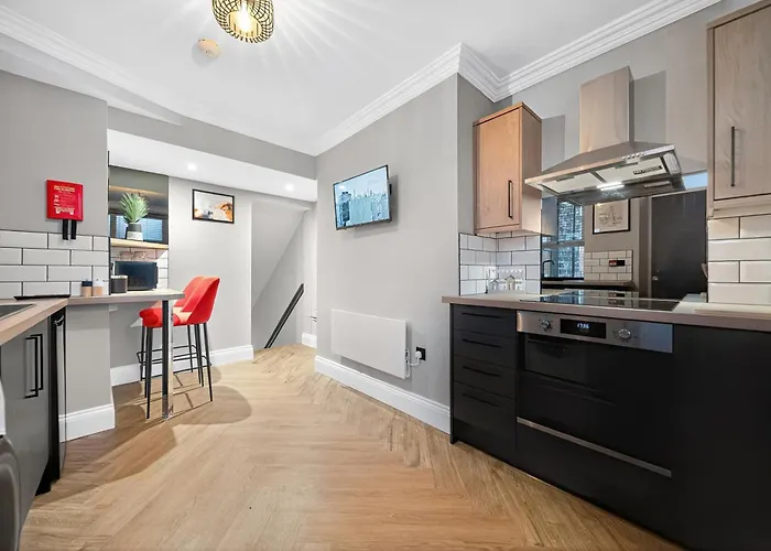 Rosemont Apartment 3*