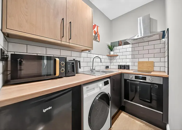 Rosemont Apartment 3*